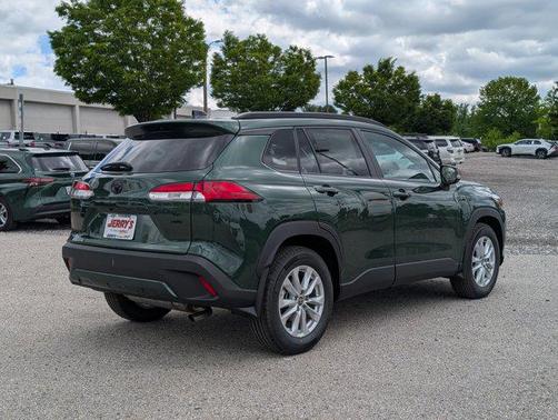 2025 Toyota Corolla Cross LE