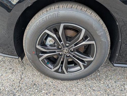 2025 Toyota Sienna Platinum