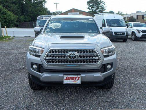 2017 Toyota Tacoma TRD Sport