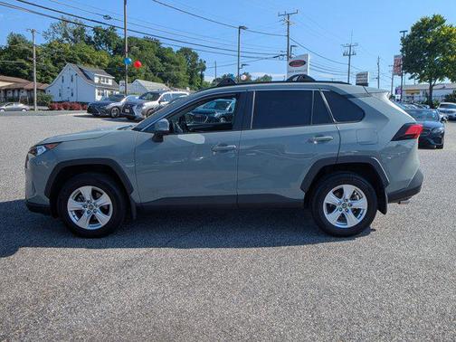 2021 Toyota RAV4 XLE