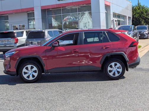 2023 Toyota RAV4 LE