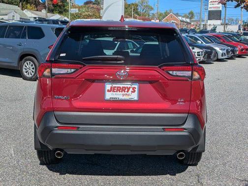 2023 Toyota RAV4 LE