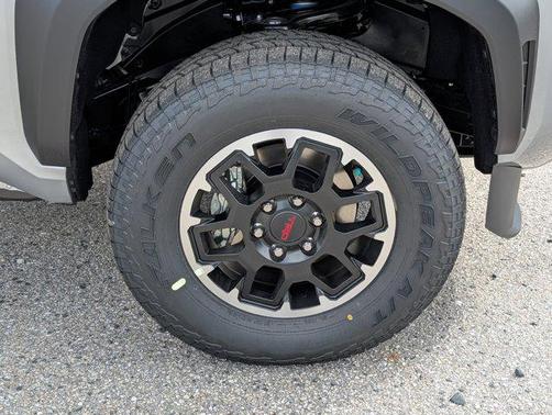 2025 Toyota Tacoma TRD Off Road