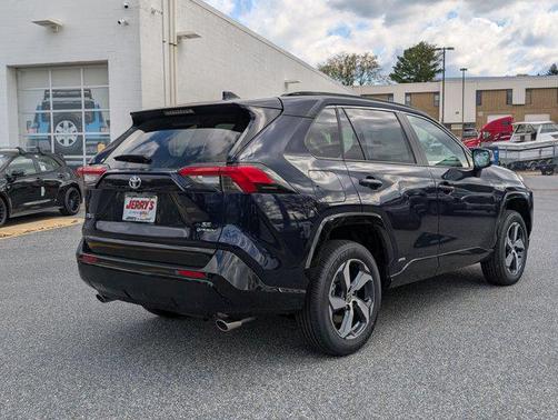2025 Toyota RAV4 Hybrid SE