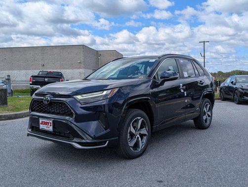 2025 Toyota RAV4 Hybrid SE