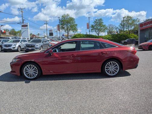 2019 Toyota Avalon XLE
