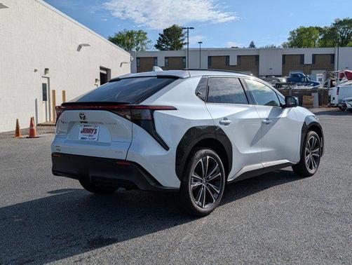 2025 Toyota bZ4X Limited