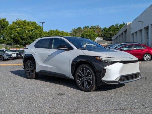 2025 Toyota bZ4X Limited
