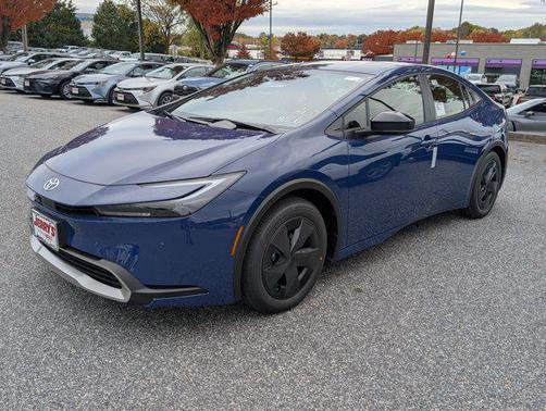 2026 Toyota Prius Plug-In Hybrid SE