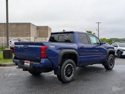 2025 Toyota Tacoma TRD Off Road