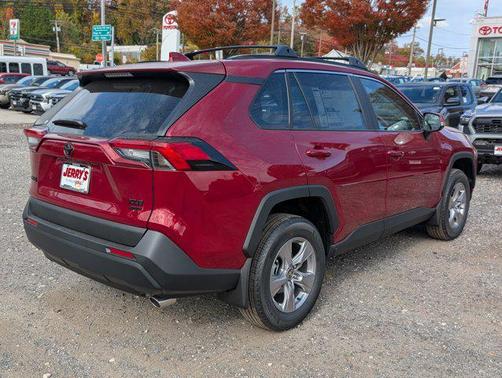 2025 Toyota RAV4 XLE