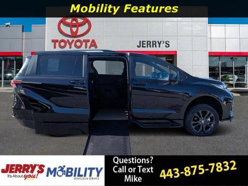 2025 Toyota Sienna XSE 7 Passenger