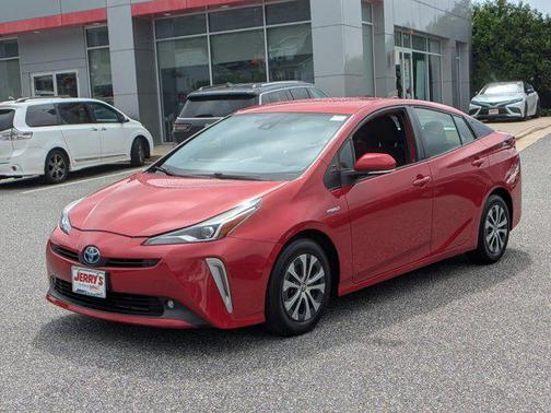 2021 Toyota Prius LE