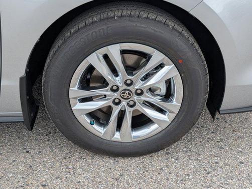2025 Toyota Sienna Limited 7-Passenger