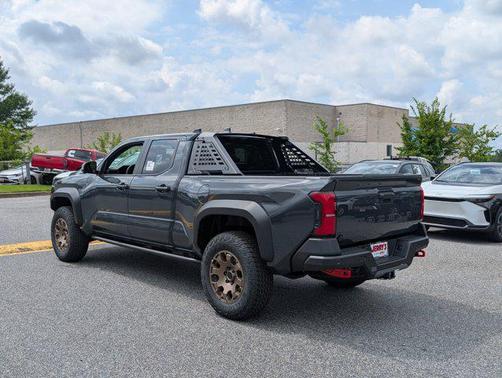 2025 Toyota Tacoma Hybrid Trailhunter