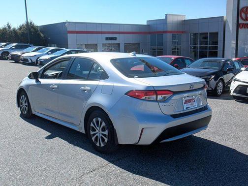 2022 Toyota Corolla Hybrid LE