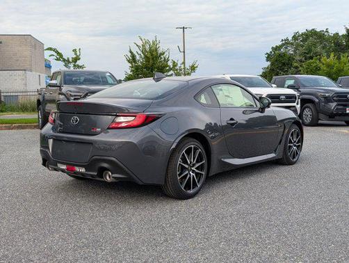 2025 Toyota GR86 Base