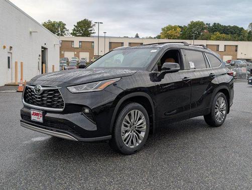 2025 Toyota Highlander Platinum
