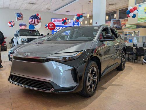 2025 Toyota bZ4X XLE