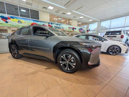 2025 Toyota bZ4X XLE