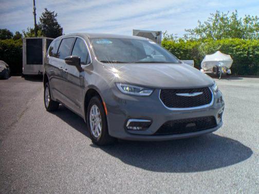 2025 Chrysler Pacifica L