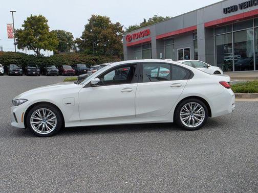 2023 BMW 330e Base