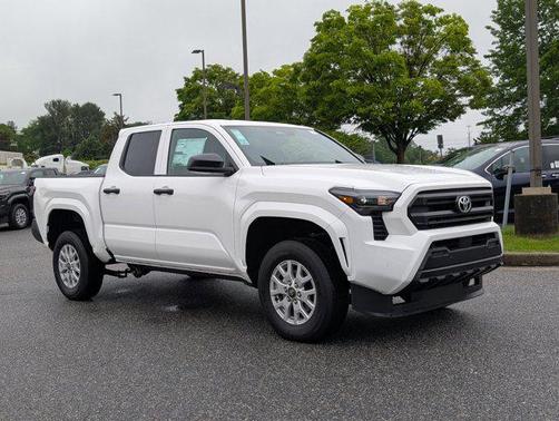 2025 Toyota Tacoma SR