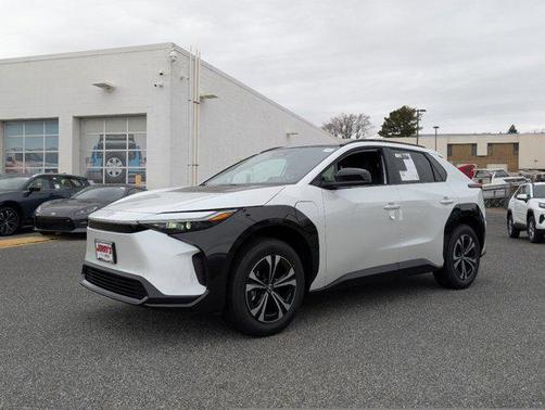 2025 Toyota bZ4X XLE