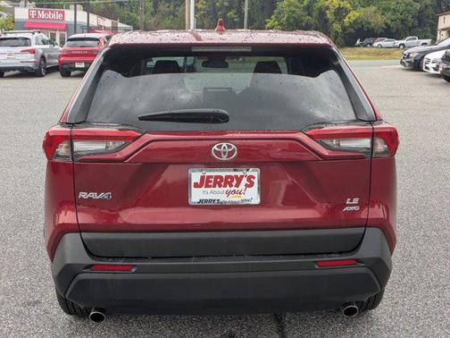 2025 Toyota RAV4 LE