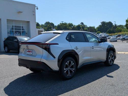 2025 Toyota bZ4X XLE