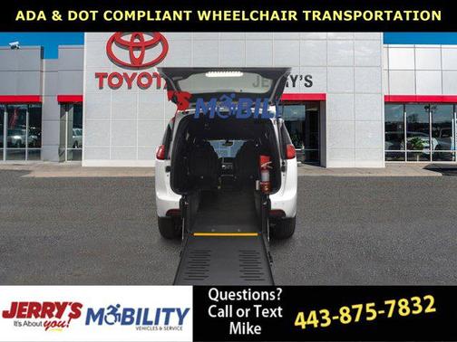 2025 Chrysler Voyager LX