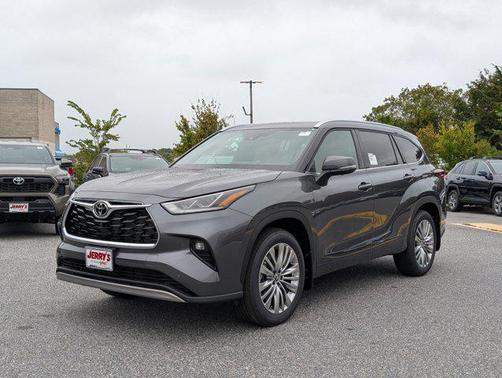 2025 Toyota Highlander Platinum