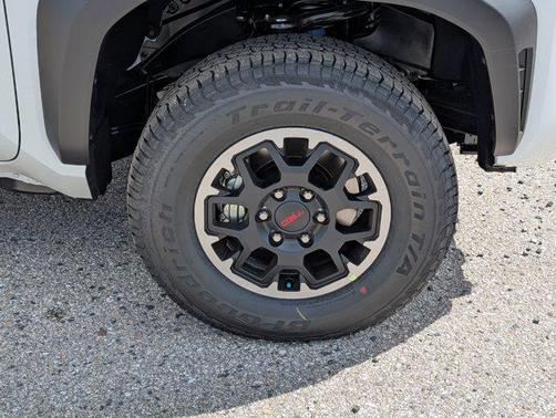 2025 Toyota Tacoma TRD Off Road