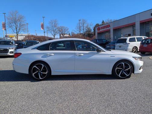 2022 Honda Accord Hybrid Base