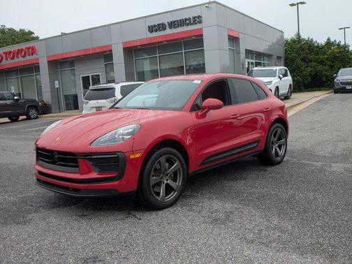 2022 Porsche Macan Base