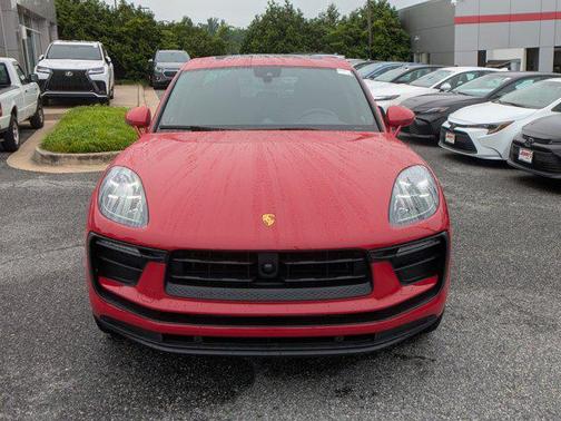 2022 Porsche Macan Base