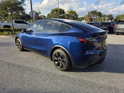 2024 Tesla Model Y Long Range Dual Motor All-Wheel Drive