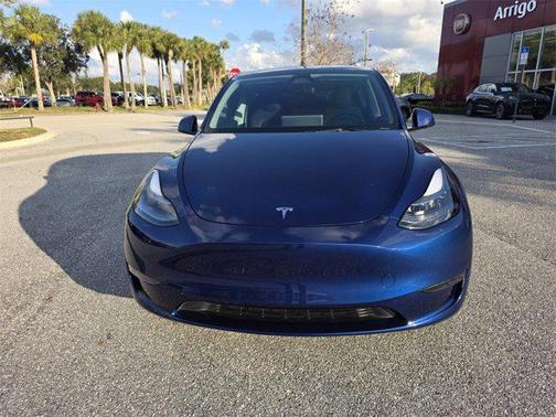 2024 Tesla Model Y Long Range Dual Motor All-Wheel Drive