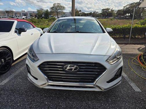 2018 Hyundai SONATA SE