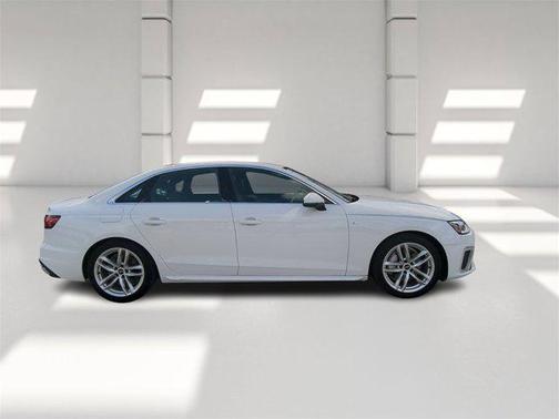 2024 Audi A4 45 S line Premium Plus