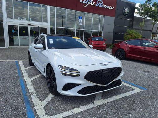 2022 Genesis G70 3.3T RWD
