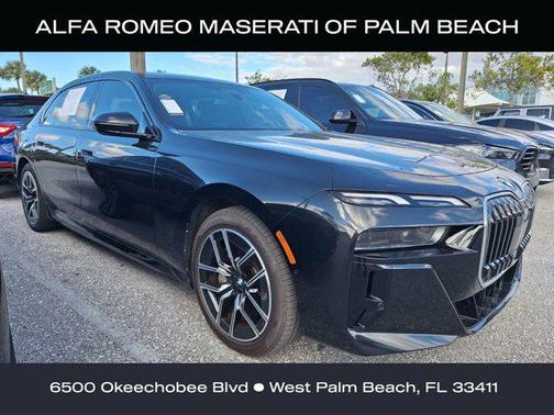 2024 BMW 750e i xDrive