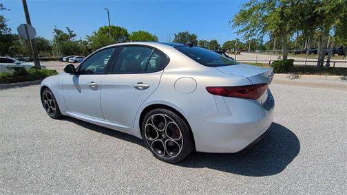 2022 Alfa Romeo Giulia Ti