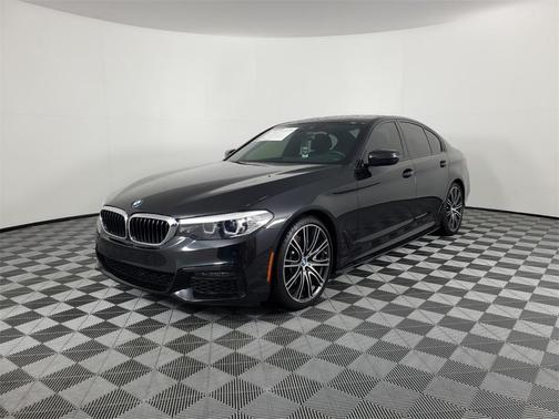 Photo 5 of 33 of 2019 BMW 540 i