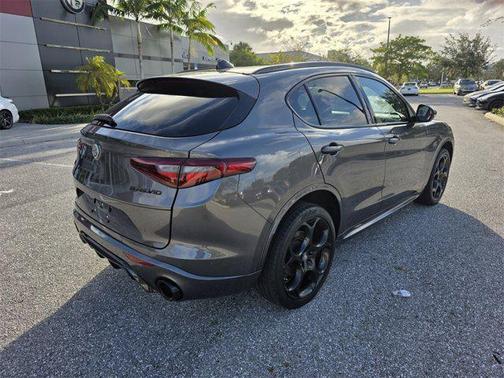 2022 Alfa Romeo Stelvio Ti