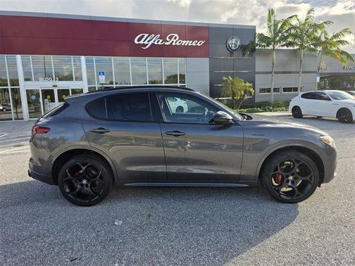 2022 Alfa Romeo Stelvio Ti