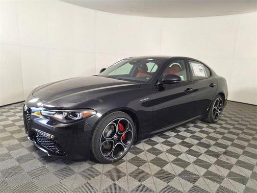 2025 Alfa Romeo Giulia RWD