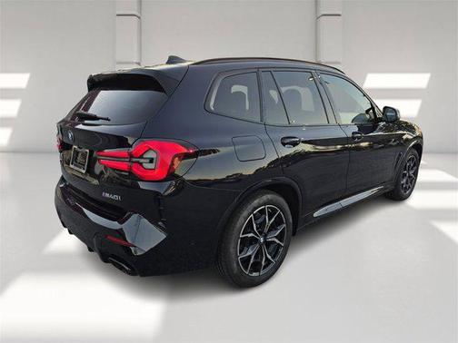 2024 BMW X3 M40i