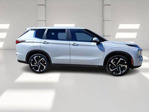 2024 Mitsubishi Outlander SE 2.5 2WD