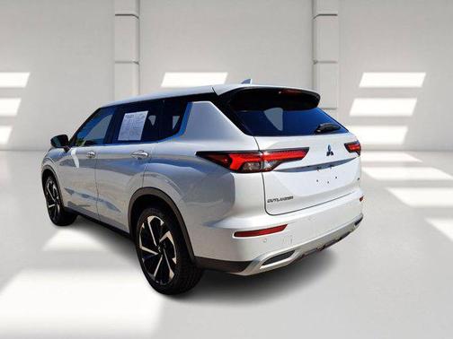 2024 Mitsubishi Outlander SE 2.5 2WD